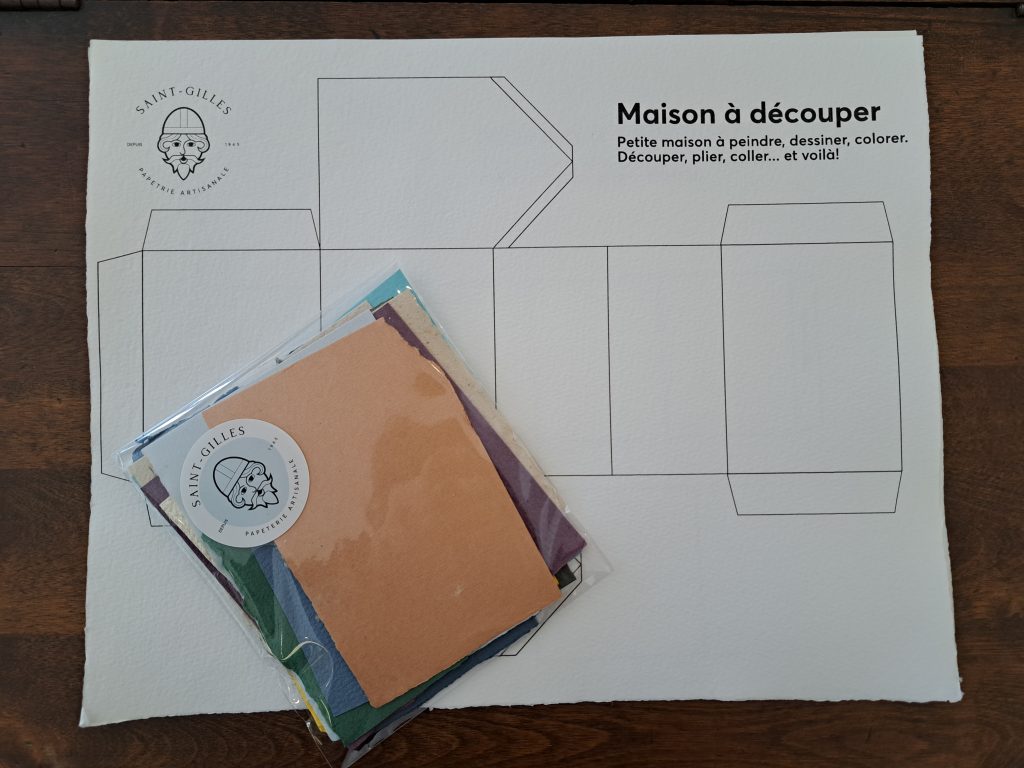 Visuel de l'ensemble créatif pour réaliser sa maison en papier Saint-Gilles